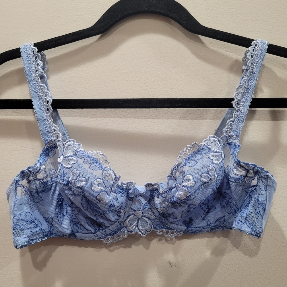 Chantelle C Chic Sexy Plunge Bra Lace Underwire Sky Blue Sz 34B Style 2165